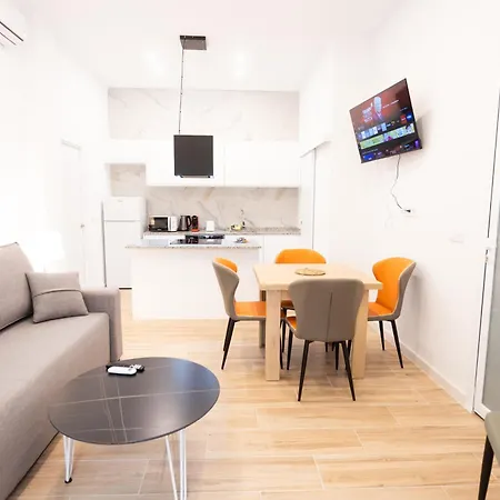 L&g Teatro Apartment *